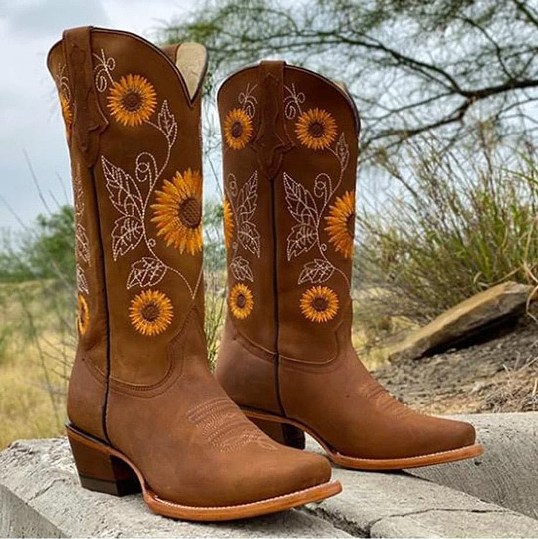 Sanne Bold Embroidered Cowboy Western Boots 3